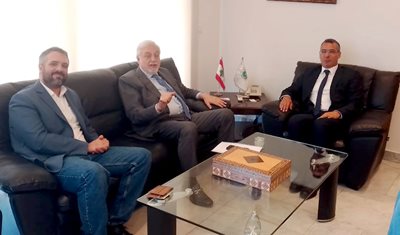 وزير الزراعة يستقبل النائب جهاد الصمد ووفداً من بلديات الضنية: تعاون مشترك لتعزيز التنمية الزراعية