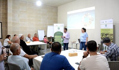 وزارة الزراعة تنظّم ندوة إرشادية حول زراعة الحمص وإنتاج البذار في بلدة عترين: دعم للمزارعين الصغار وتعزيز للزراعة المستدامة