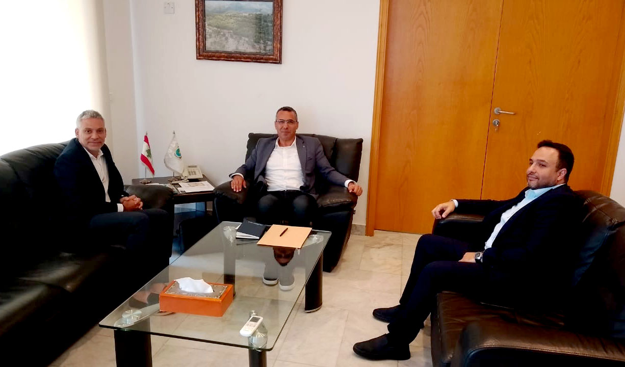 وزير الزراعة الدكتور نزار هاني يستقبل نقيب المهندسين في بيروت فادي حنا: خطوات عملية لتنظيم قطاع الأدوية الزراعية وتعزيز الشراكة المهنية