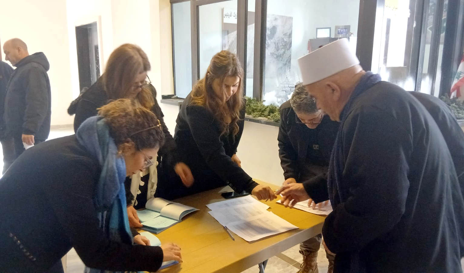 ندوة إرشادية في الباروك حول الممارسات الزراعية الجيدة وتقليم الأشجار المثمرة