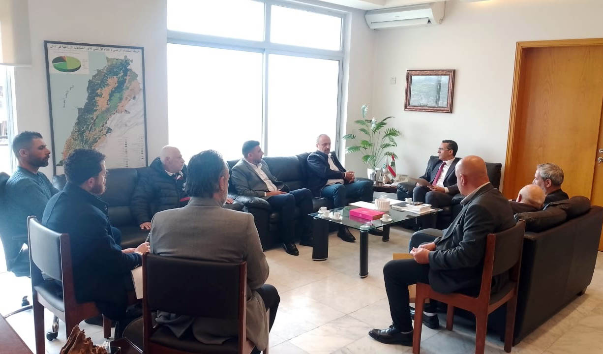 وزير الزراعة الدكتور نزار هاني يستقبل اتحاد بلديات حاصبيا وبلدية حاصبيا: دعم متواصل للتنمية الزراعية والاستثمار الريفي