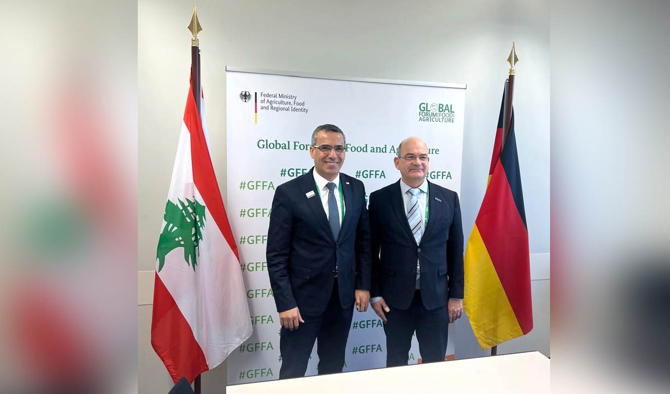 هاني في برلين.. لقاءات دولية رفيعة واتفاق مرتقب مع ألمانيا... والبيان الختامي للمنتدى العالمي للأغذية والزراعة يعلن: المياه والحصاد مستقبلنا المشترك