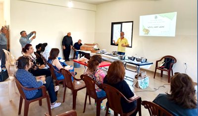 وزارة الزراعة تنظّم ورشة تدريبية في الرملية حول تجفيف الفواكه والخضار لتعزيز الأمن الغذائي وزيادة دخل العائلات