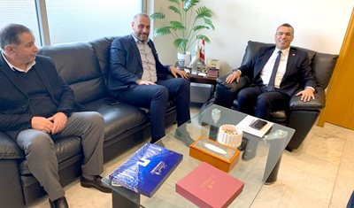 وزير الزراعة بحث مع وفد مزارعي القنّب الوطني آليات تنظيم القطاع وتعزيز العمل التعاوني