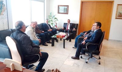 وزير الزراعة يبحث مع النائب فيصل الصايغ وتعاونيات صيادي الدالية ورأس بيروت سبل دعم قطاع الصيد البحري