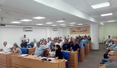 وزير الزراعة يبحث مع شخصيات نيابية وبلدية ونقابية ملفات الغابات والتنمية الزراعية والصيد البحري